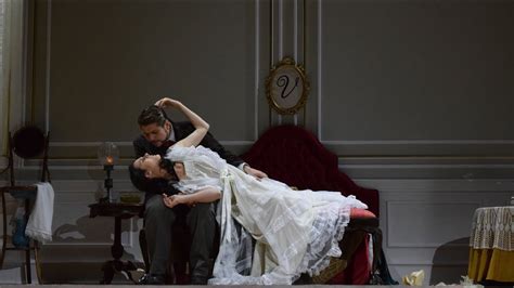  La Traviata เสน่ห์ของเสียงร้องที่ไพเราะและบทเพลงที่ตรึงตระตรึง